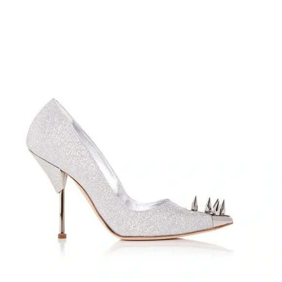 Alexander McQUEEN Studded Detail Pumps, New, w/Dust Bag, Size EU37 - Picture 7 of 9